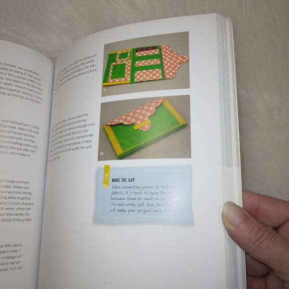BOOK Sticky Fingers- DIY Duct Tape Projects by Sophie Maletsky - Picture 4 of 7